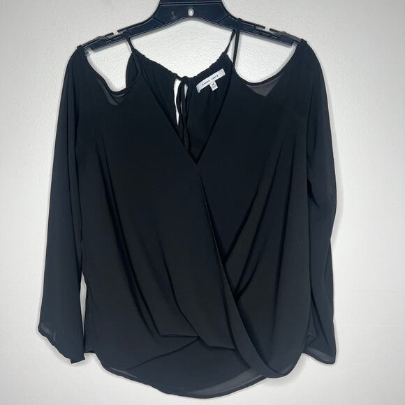 Naked Zebra Strappy Black Cold Shoulder Blouse V-Neck Flowy Blouse Whimsygoth M - Picture 1 of 8